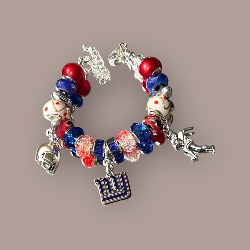 New York Giants Beaded Charm Bracelet NFL